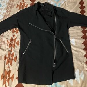 Women’s Black moto zip up jacket w/ zipper pockets